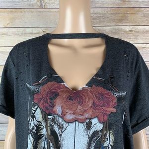 Torrid skull cutout shirt. Size 4 torrid